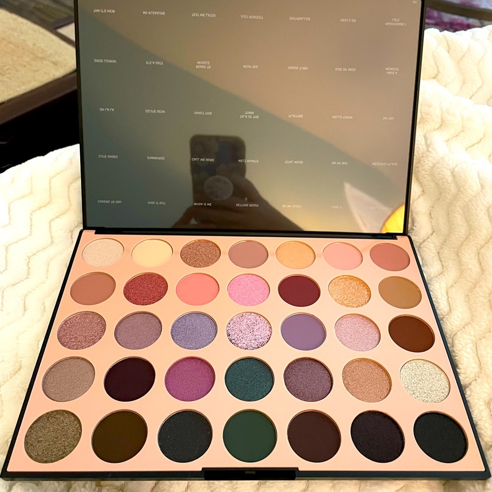 35C Everyday Chic artistry palette